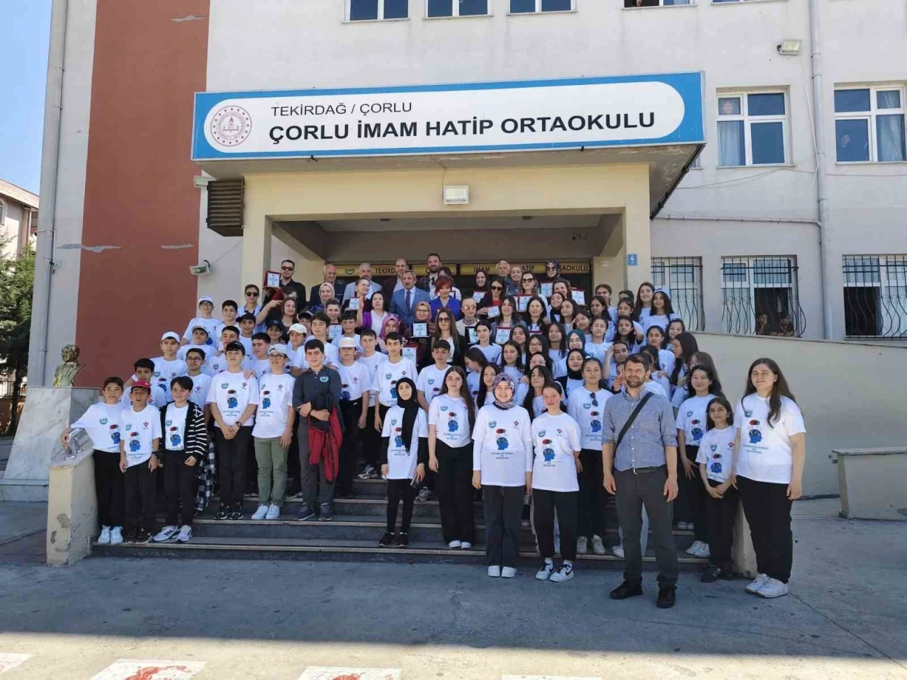 Çorlu İmam Hatip Ortaokulu’ndan Bilim Fuarı
