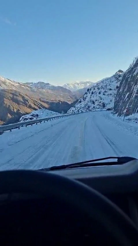 &Ccedil;oruh vadisi buz pistine d&ouml;nd&uuml;
