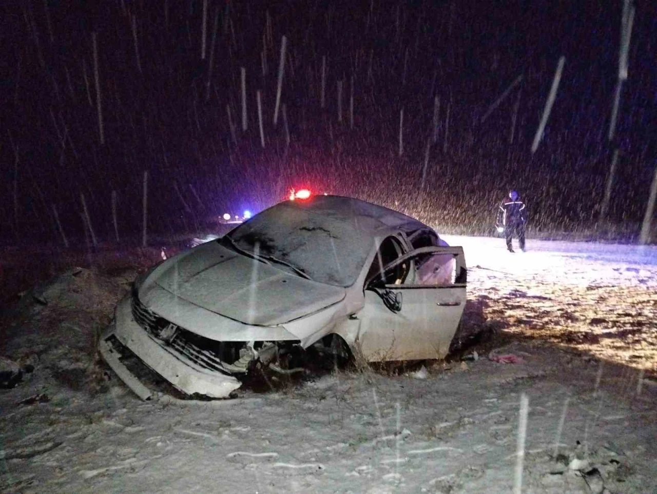&Ccedil;orum&rsquo;da kar yağışı kazayı beraberinde getirdi: 7 yaralı
