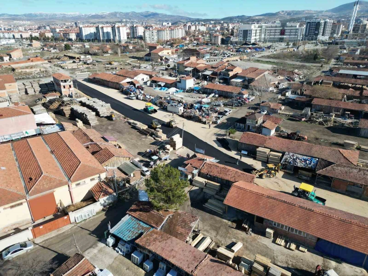 &Ccedil;orum&rsquo;da trafiği rahatlatacak yeni bir bağlantı yolu daha a&ccedil;ıldı
