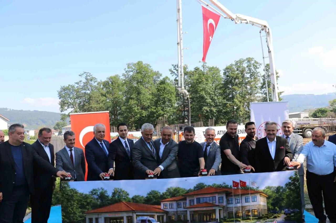 Cumayeri&rsquo;nde sağlık hizmetleri tek &ccedil;atı altında toplanıyor
