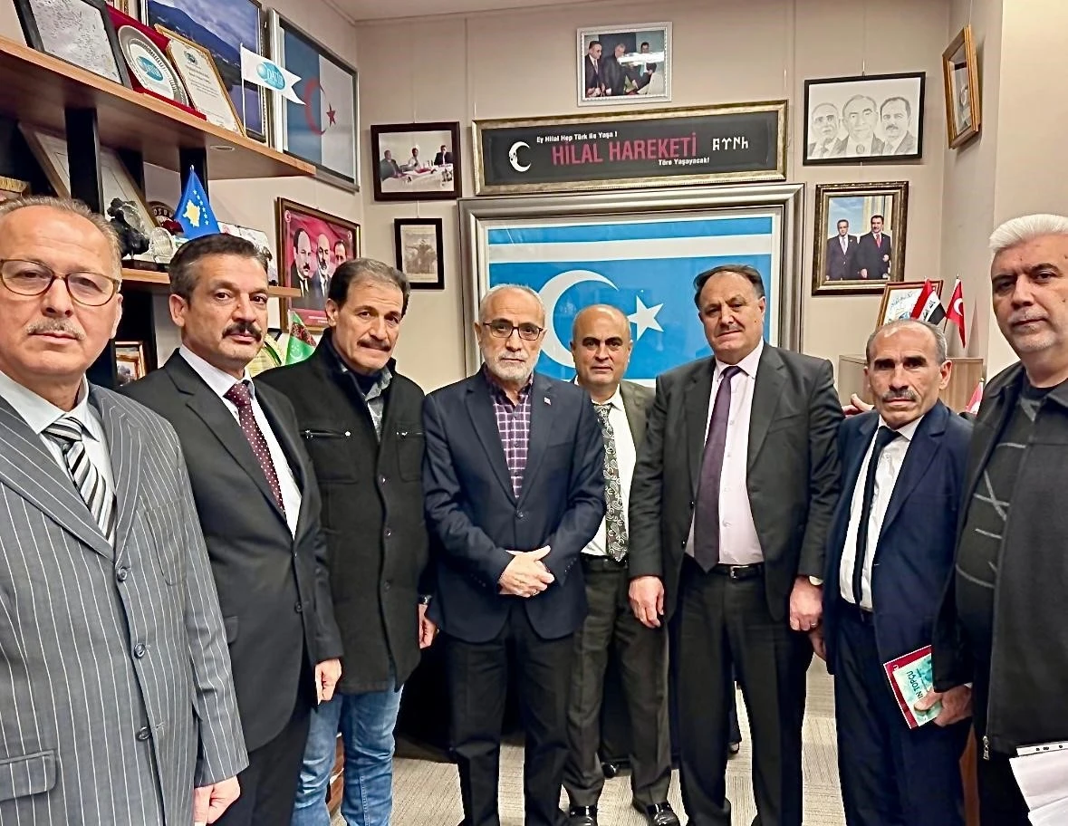 Cumhurbaşkanı Başdanışmanı Topçu, Suriye Türkmenlerinden oluşan heyeti kabul etti
