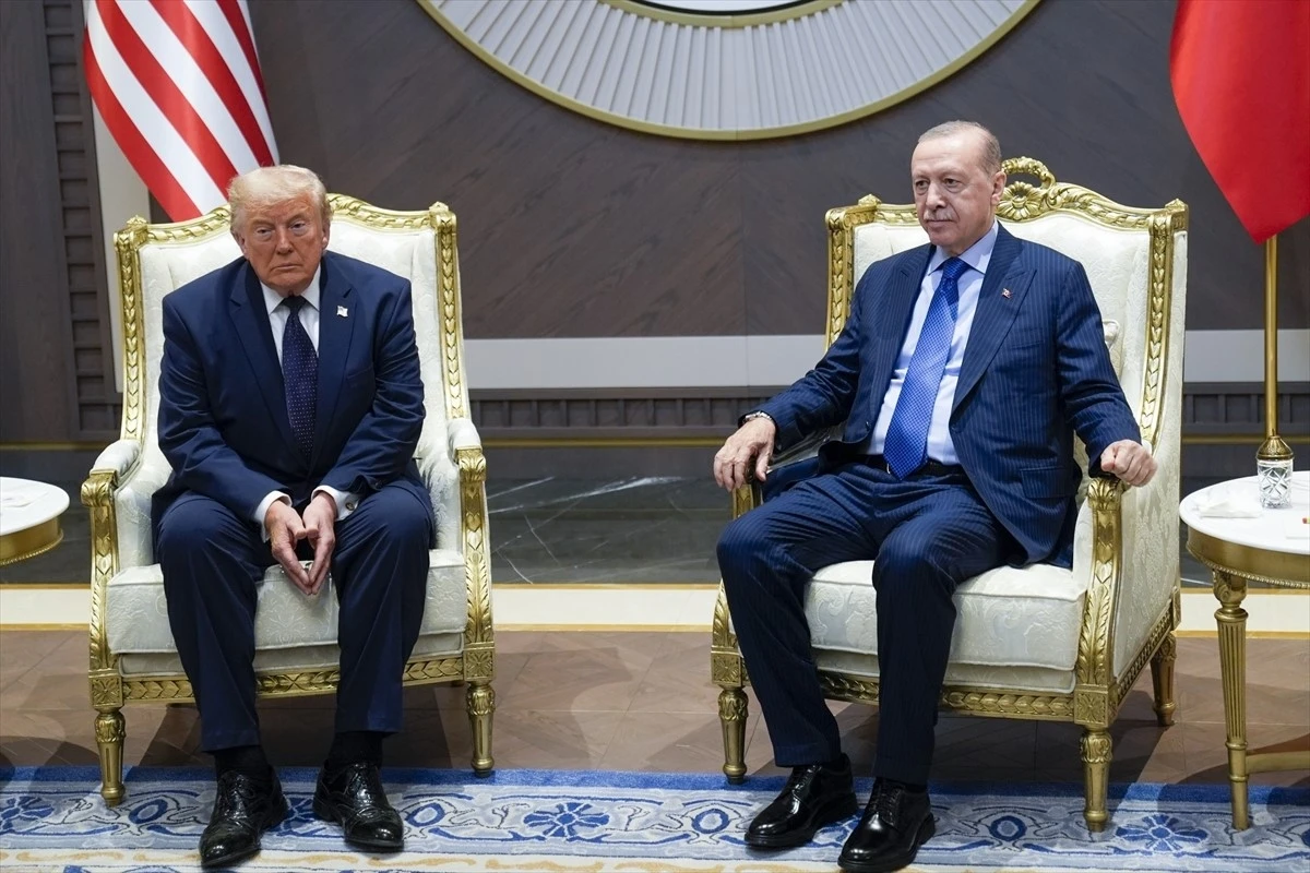 Cumhurbaşkanı Erdoğan, ABD Başkanı Trump&rsquo;ı resmi t&ouml;renle karşıladı
