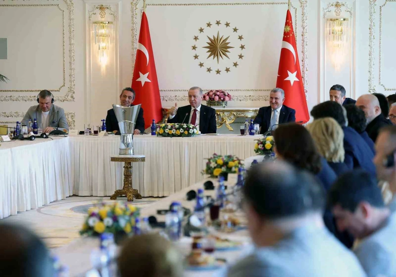 Cumhurbaşkanı Erdoğan, Fenerbahçe heyetini kabul etti
