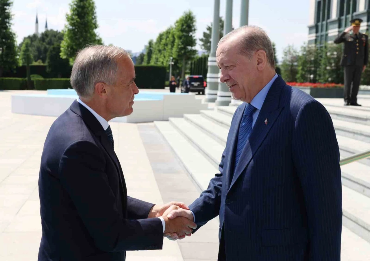 Cumhurbaşkanı Erdoğan, Kanada Başbakanı Mark Carney&rsquo;i kabul etti
