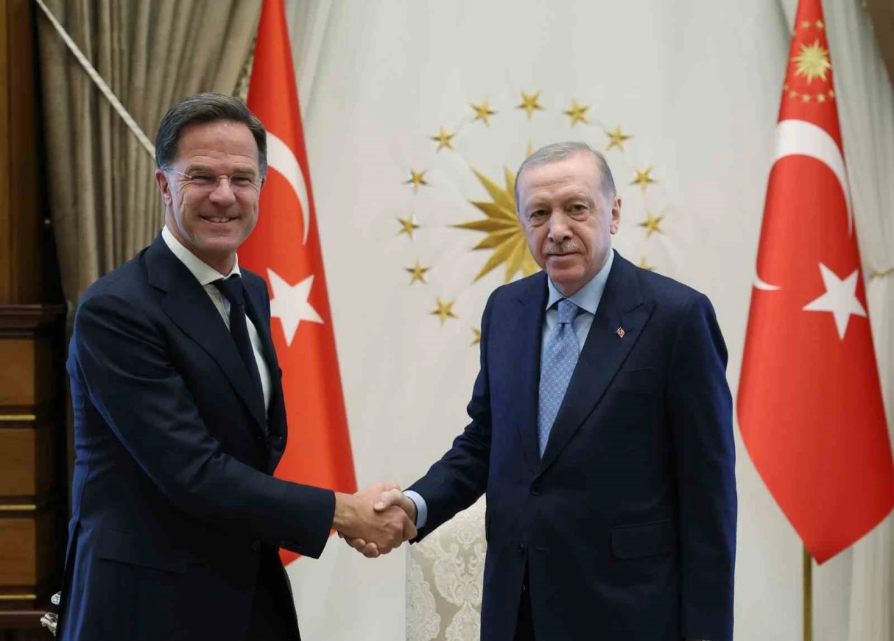 Cumhurbaşkanı Erdoğan, NATO Genel Sekreteri Rutte’yi kabul etti
