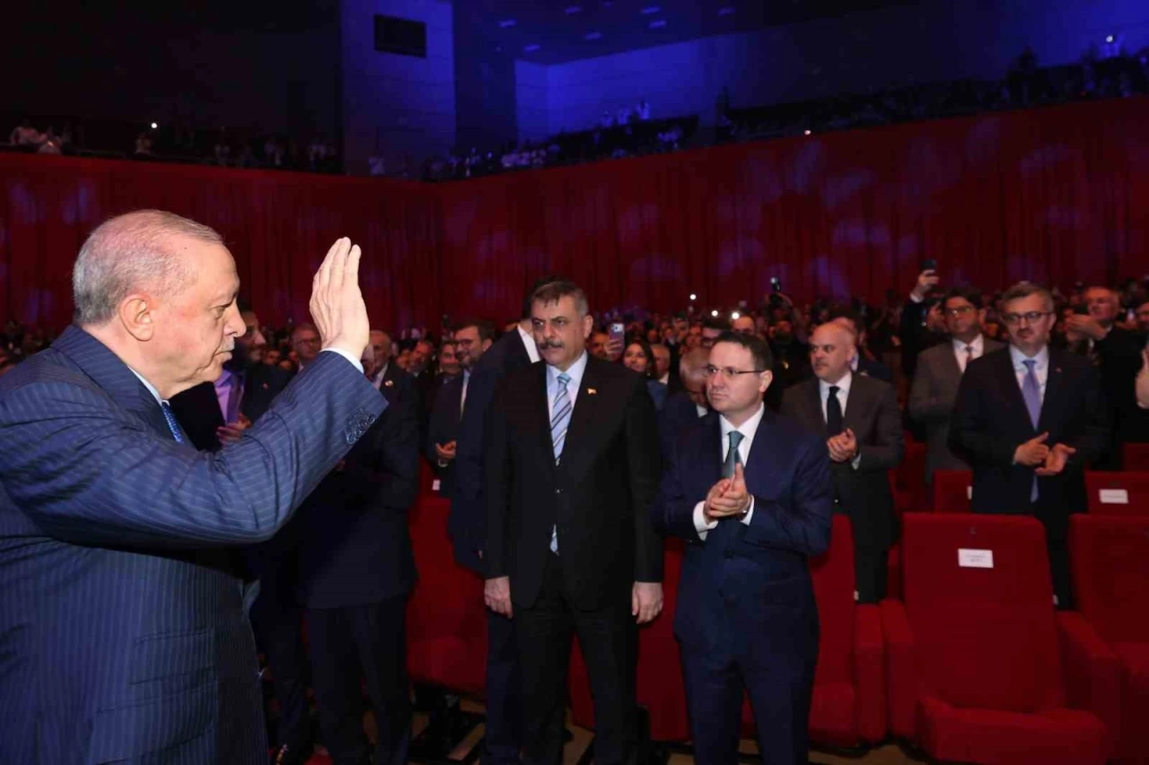Cumhurbaşkanı Erdoğan: "1 yılda yaptığımız ihracatı artık 1 haftada yapıyoruz"
