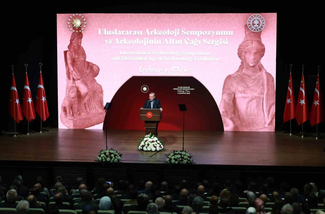 Cumhurbaşkanı Erdoğan: &quot;2002’den bugüne tam 13 bin 291 tarihi eserin ana vatana iade edilmesini sağladık&quot;
