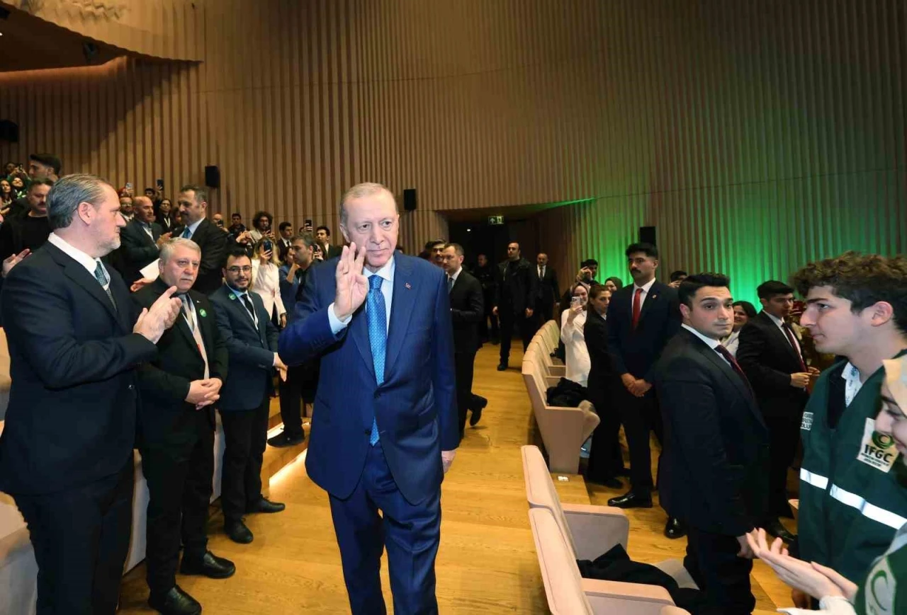 Cumhurbaşkanı Erdoğan: &quot;Bağımlılığın her çeşidiyle mücadeleye devam edeceğiz&quot;

