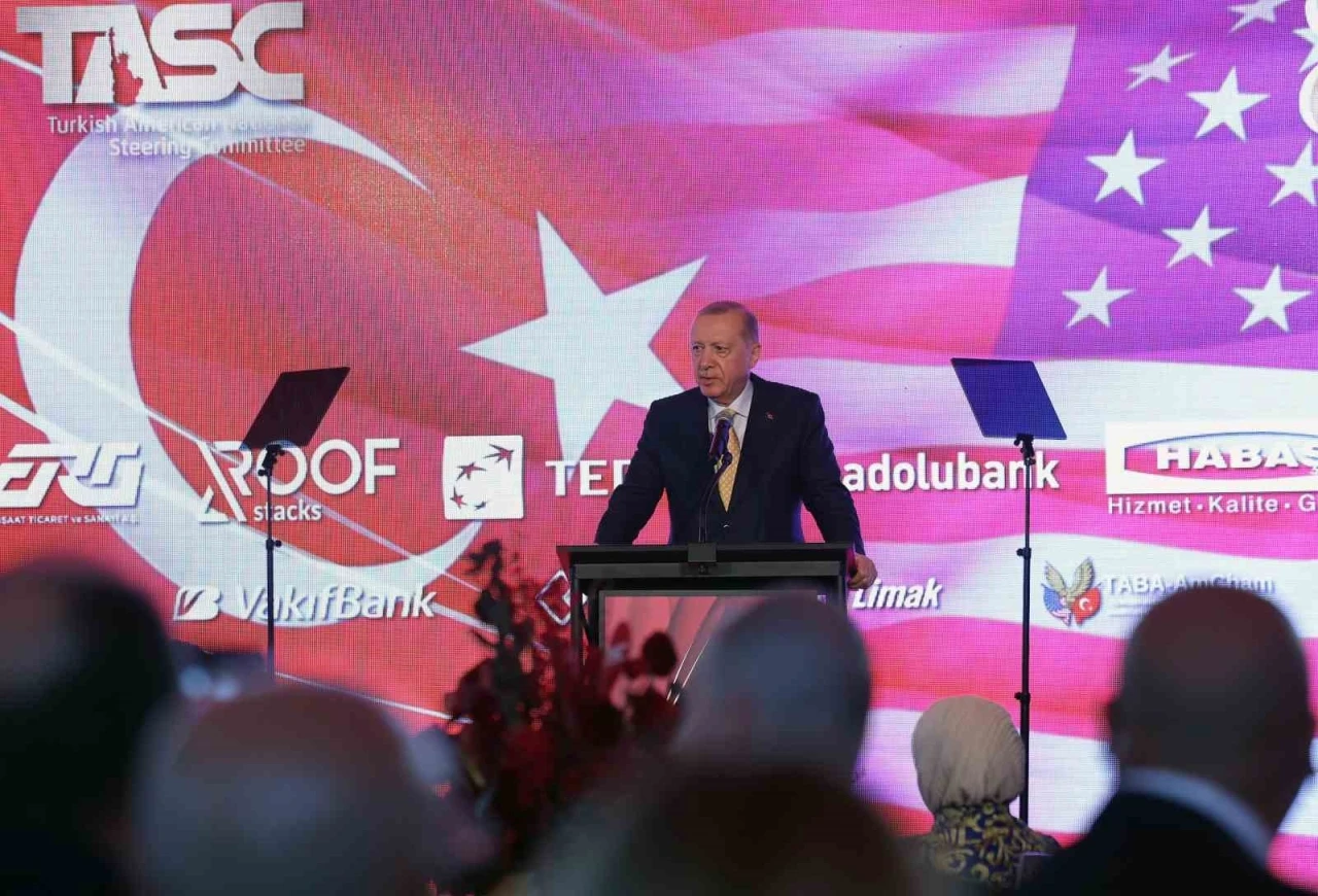 Cumhurbaşkanı Erdoğan: &quot;Pensilvanya’daki elebaşının ölmesiyle birlikte FETÖ’de iç tartışmalar ve çözülmeler hızlandı&quot;
