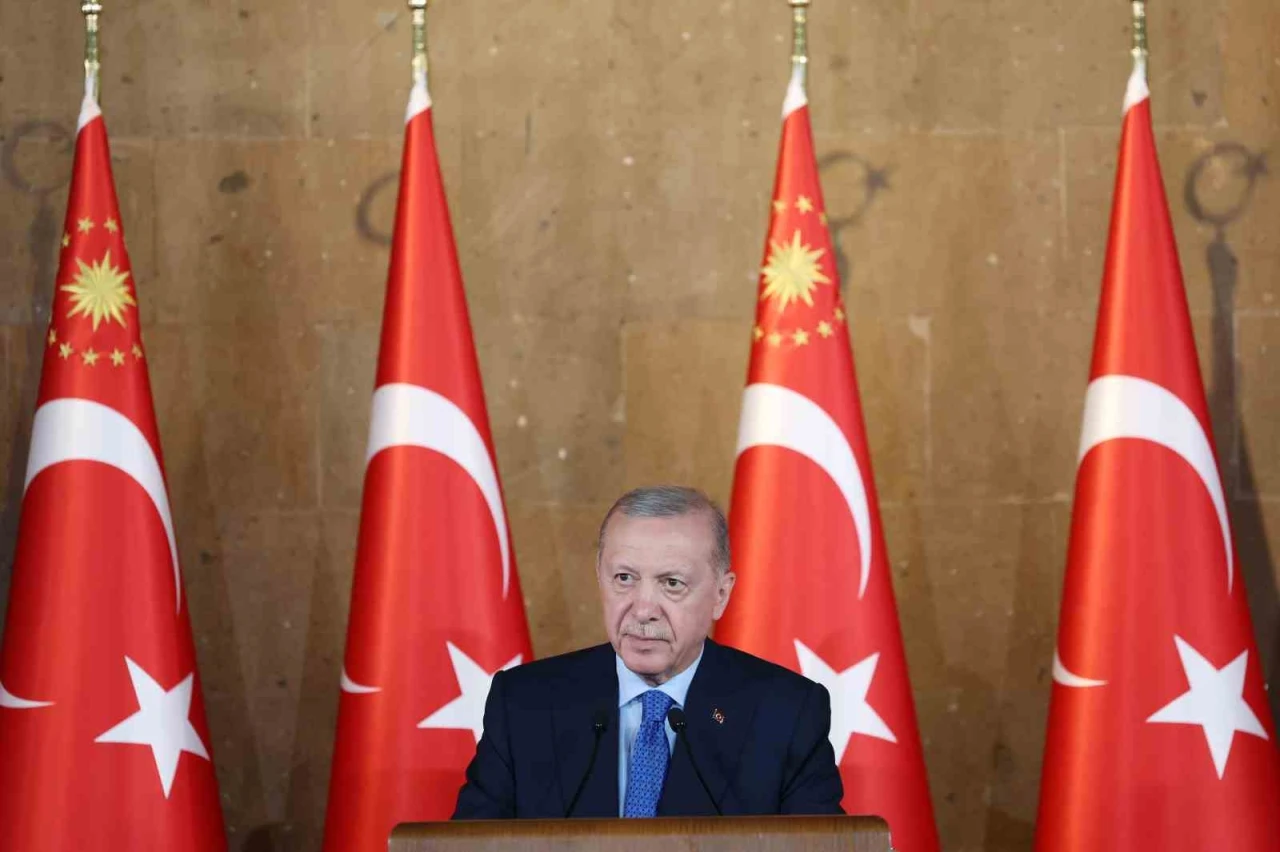 Cumhurbaşkanı Erdoğan: &quot;Türkiye yangınlarla mücadelede dünyada parmakla gösterilen bir ülke konumunda&quot;
