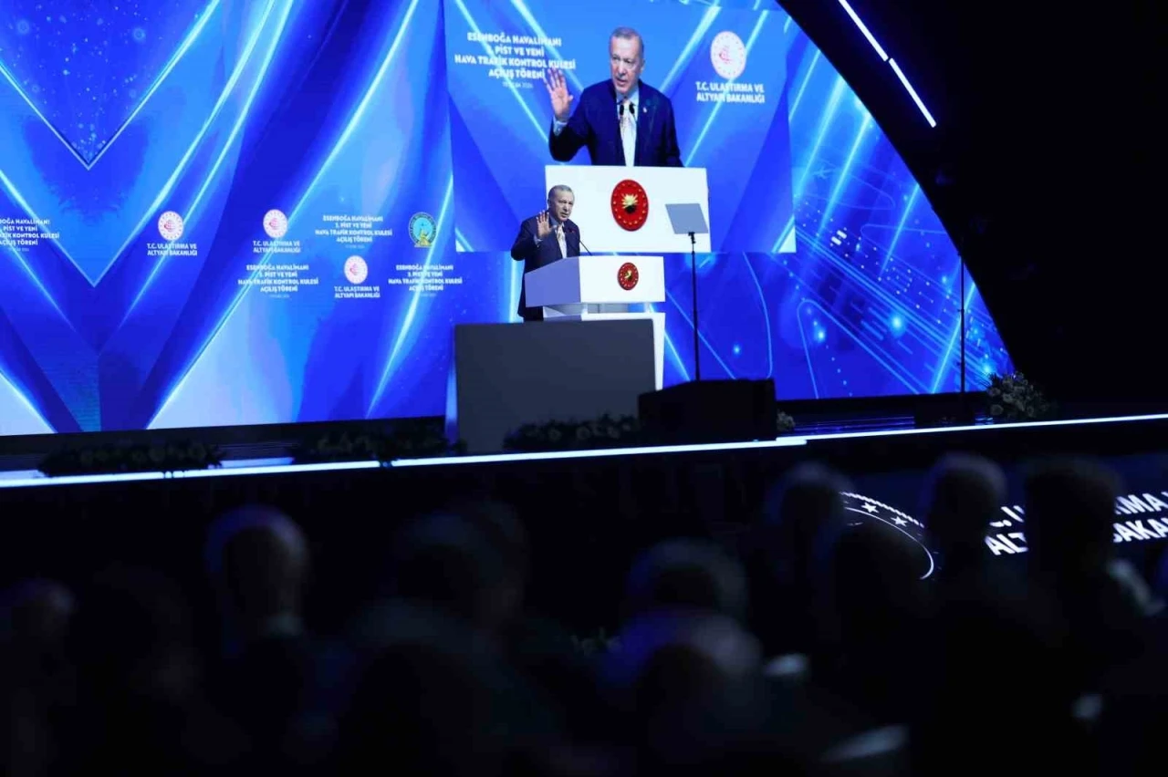 Cumhurbaşkanı Erdoğan: "T&uuml;rkiye&rsquo;yi d&uuml;nyanın en geniş u&ccedil;uş alanına sahip &uuml;lkelerinden biri yaptık"
