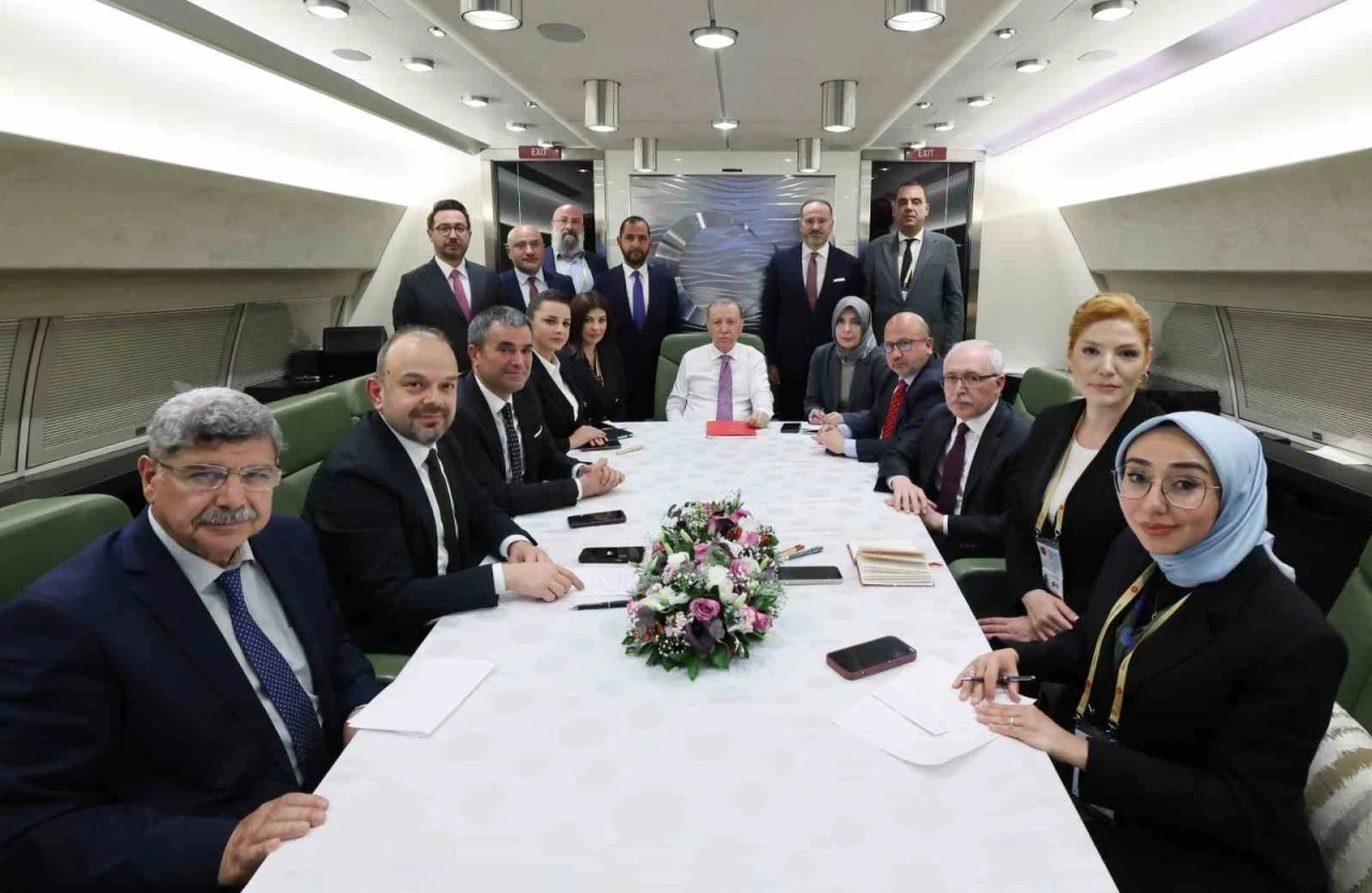 Cumhurbaşkanı Erdoğan: &quot;Yeni anayasayı ülkemiz için istiyoruz, benim aday olma gibi bir derdim yok&quot;
