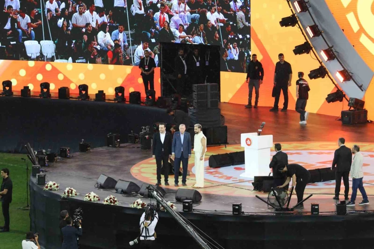 Cumhurbaşkanı Erdoğan, Sefo&rsquo;nun konserini izledi
