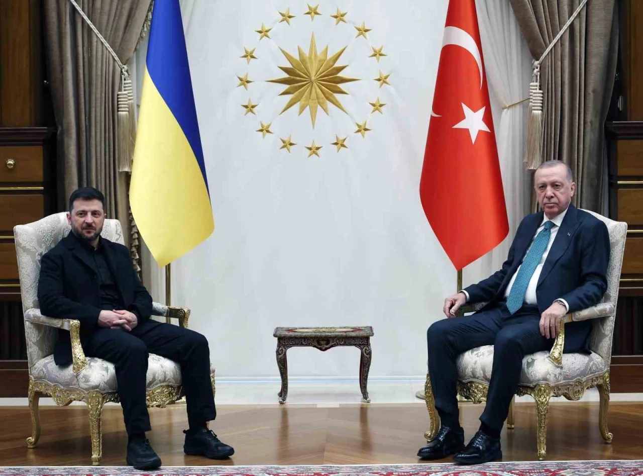 Cumhurbaşkanı Erdoğan, Ukrayna Devlet Başkanı Zelenskiy ile bir araya geldi

