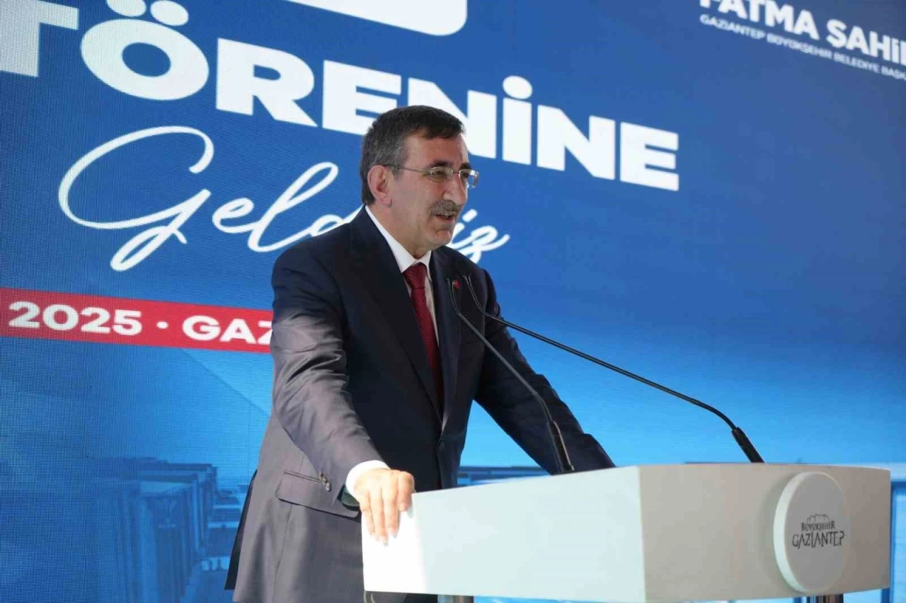 Cumhurbaşkanı Yardımcısı Cevdet Yılmaz, BÜSEM açılışında konuştu
