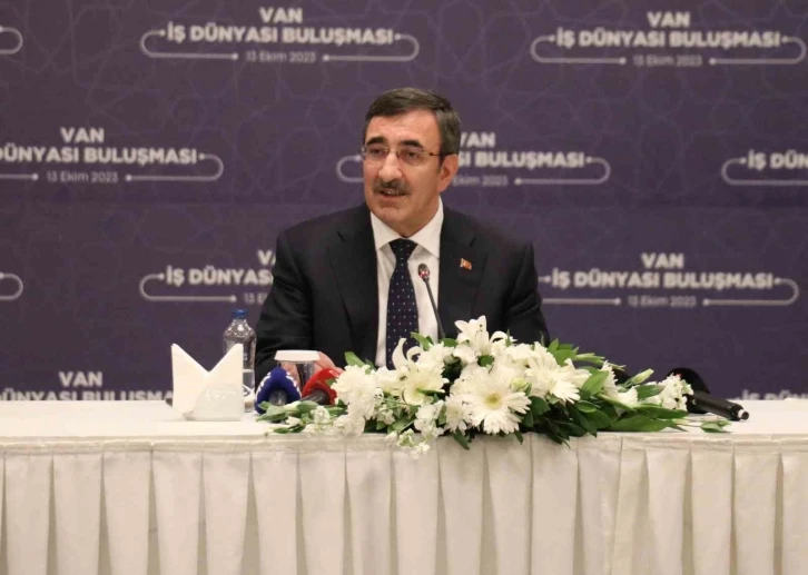 Cumhurbaşkanı Yardımcısı Yılmaz: &ldquo;Başkenti Doğu Kud&uuml;s olan bir Filistin Devleti, bu işin k&ouml;kl&uuml; &ccedil;&ouml;z&uuml;m&uuml;d&uuml;r&rdquo;
