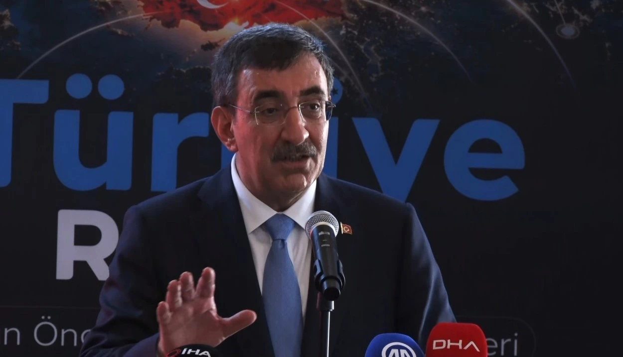 Cumhurbaşkanı Yardımcısı Yılmaz: "Ge&ccedil;en yıl itibariyle, nominal dolar bazında d&uuml;nyanın 16. b&uuml;y&uuml;k ekonomisiyiz"
