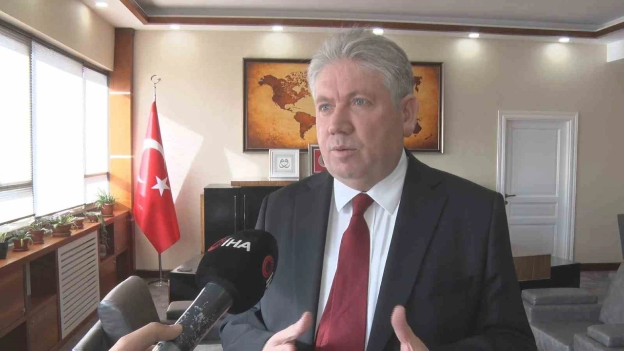 Cumhurbaşkanlığı Eğitim ve Öğretim Politikaları Kurulu Üyesi Akça’dan &quot;ara tatil&quot; açıklaması
