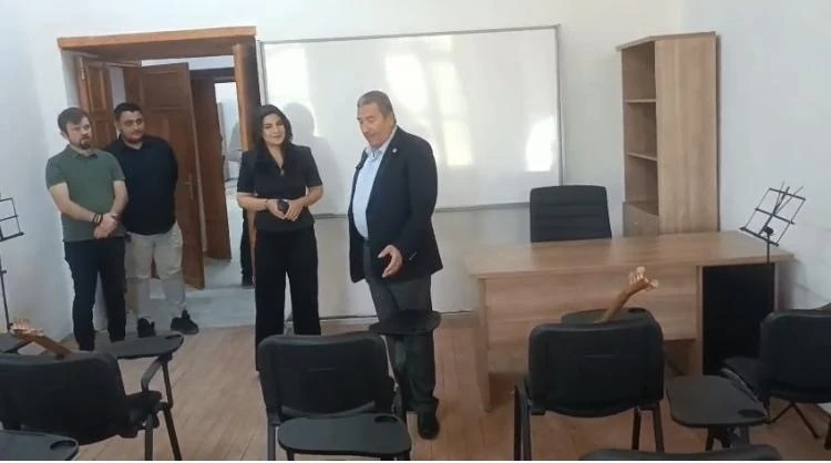 Cumhuriyet ilkokulu sanat atölyesine dönüştürülüyor
