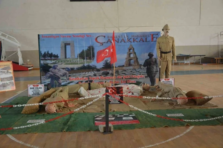 Cumhuriyetin 100&rsquo;&uuml;nc&uuml; yılına &ouml;zel &rsquo;&Ccedil;anakkale 1915 M&uuml;zesi&rsquo; a&ccedil;ıldı
