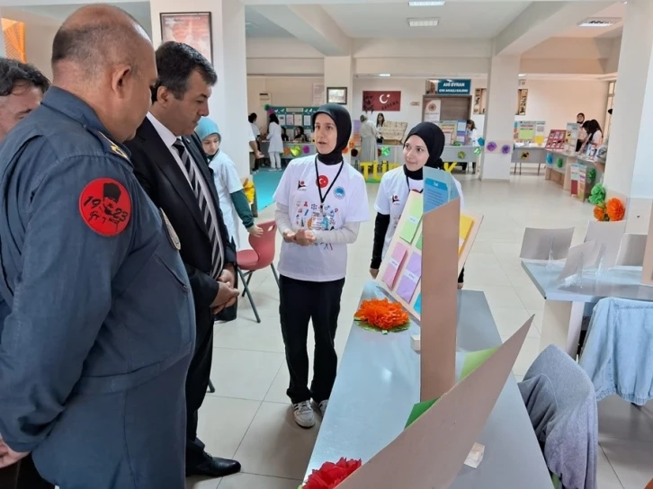 Dalaman’da öğrenciler bilimsel merakını sergileme fırsatı buldu
