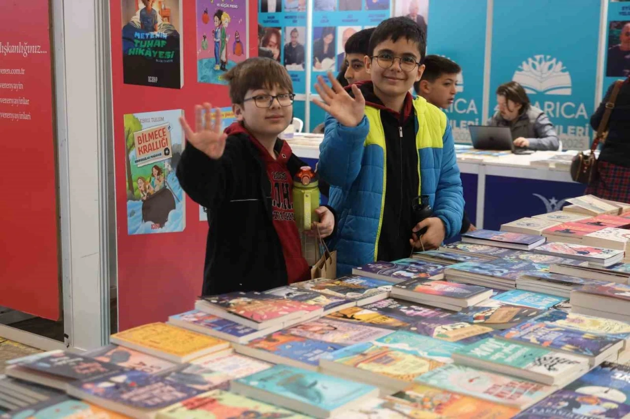 Darıca&rsquo;da 1 milyon kitap okurlarını bekleyecek
