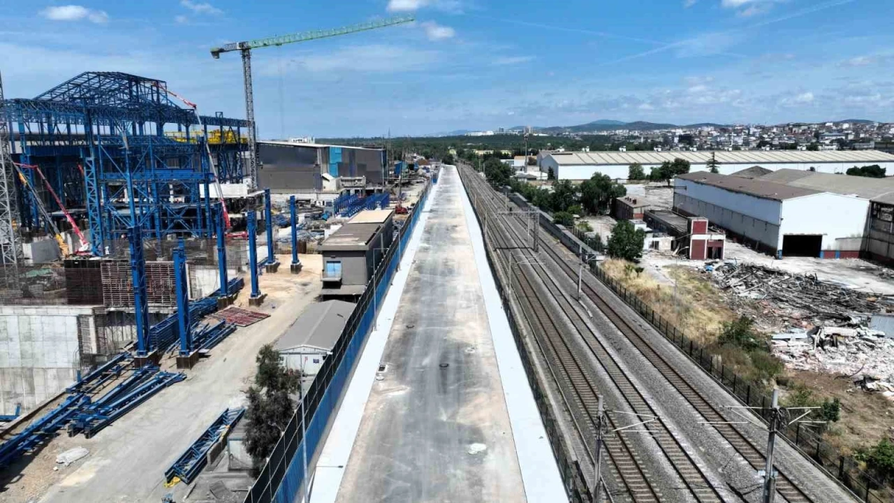 Darıca Dutluk Sokak&rsquo;ta &uuml;styapı son s&uuml;rat ilerliyor
