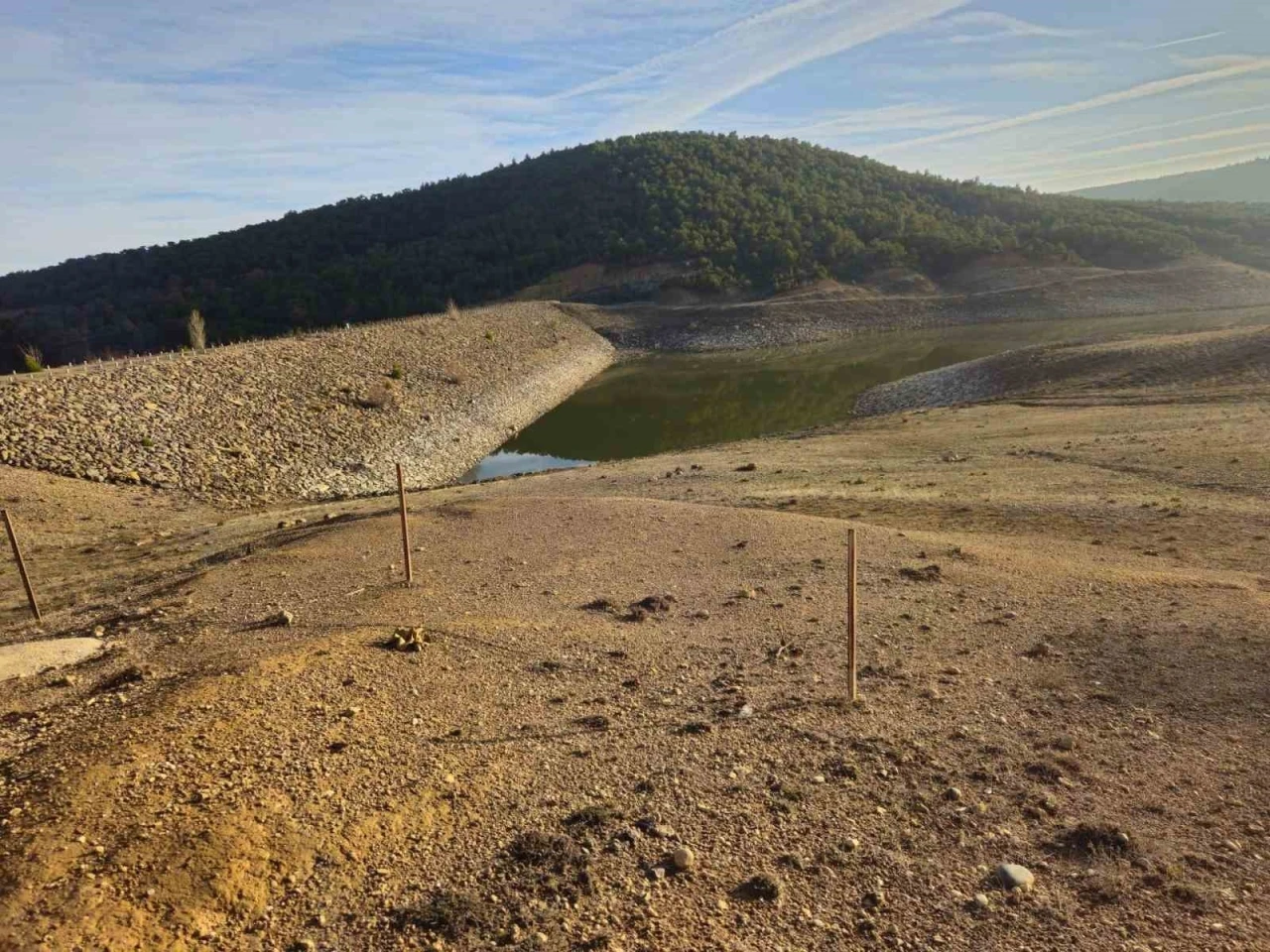 Dazkırı&rsquo;da baraj ve g&ouml;letlerin kontrolleri yapıldı
