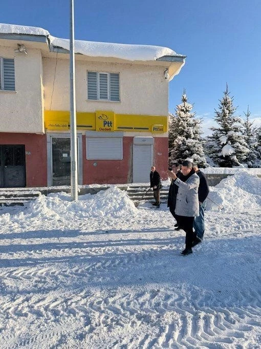 Dedeli Belediyesi kar temizleme &ccedil;alışmalarını tamamladı
