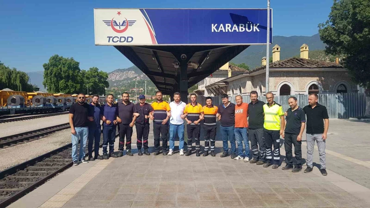 Demiryol-İş Karabük Temsilcisi Zıvgaoğlu: &quot;Kamu işçisinin sesi duyulmalı&quot;
