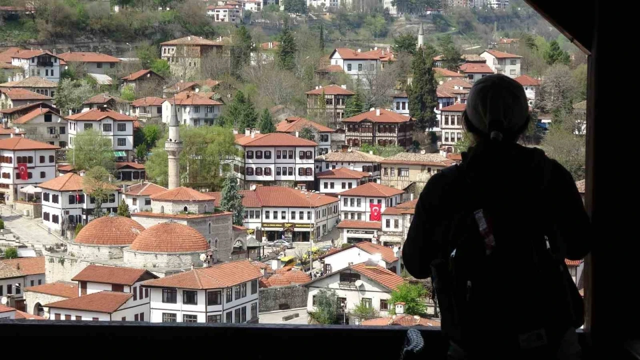 Deniz turizmi UNESCO kenti Safranbolu’daki bayram yoğunluğunu etkiledi
