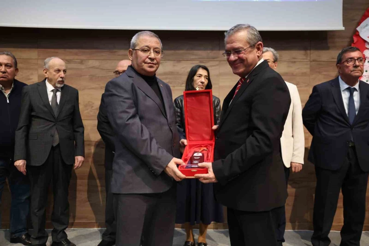 Denizli basınının onur g&uuml;n&uuml;
