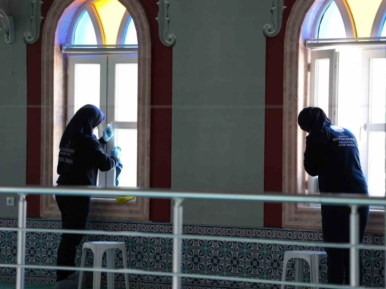 Denizli B&uuml;y&uuml;kşehir Belediyesi Ramazan ayı &ouml;ncesi camilerde temizlik seferberliği başlattı
