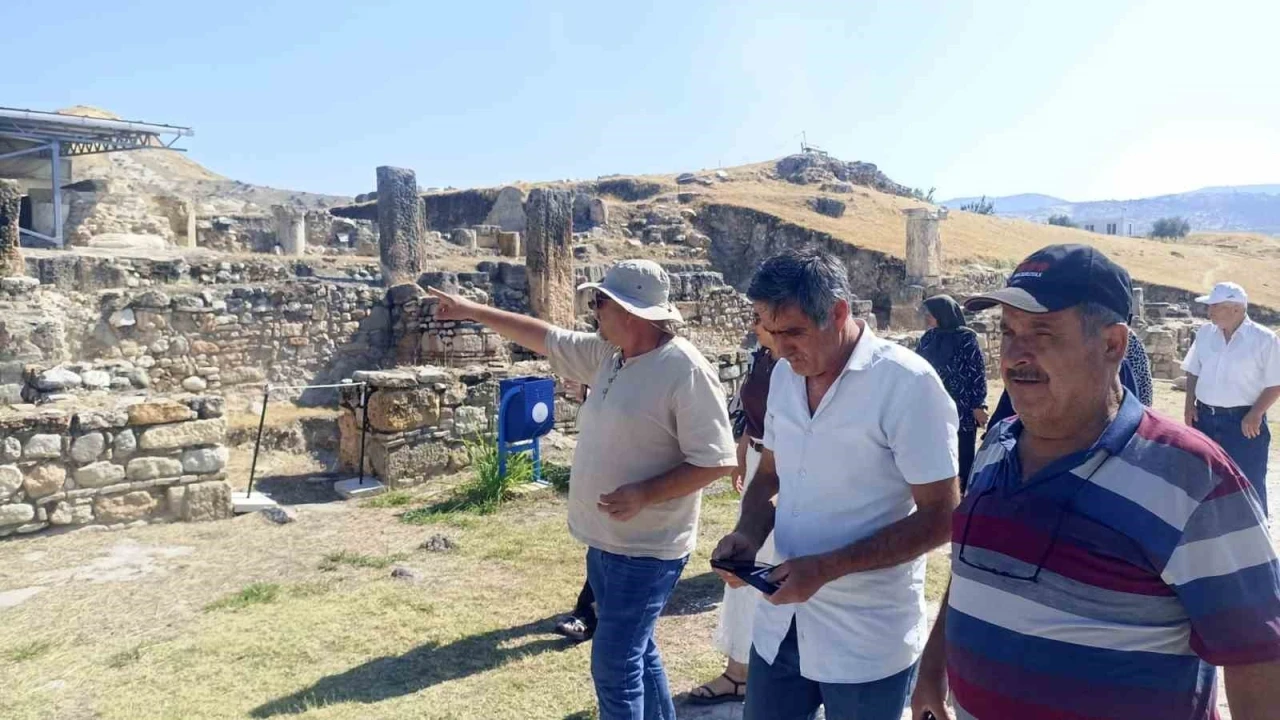 Denizli B&uuml;y&uuml;kşehirden yerli turistlere &uuml;cretsiz gezi hamlesi

