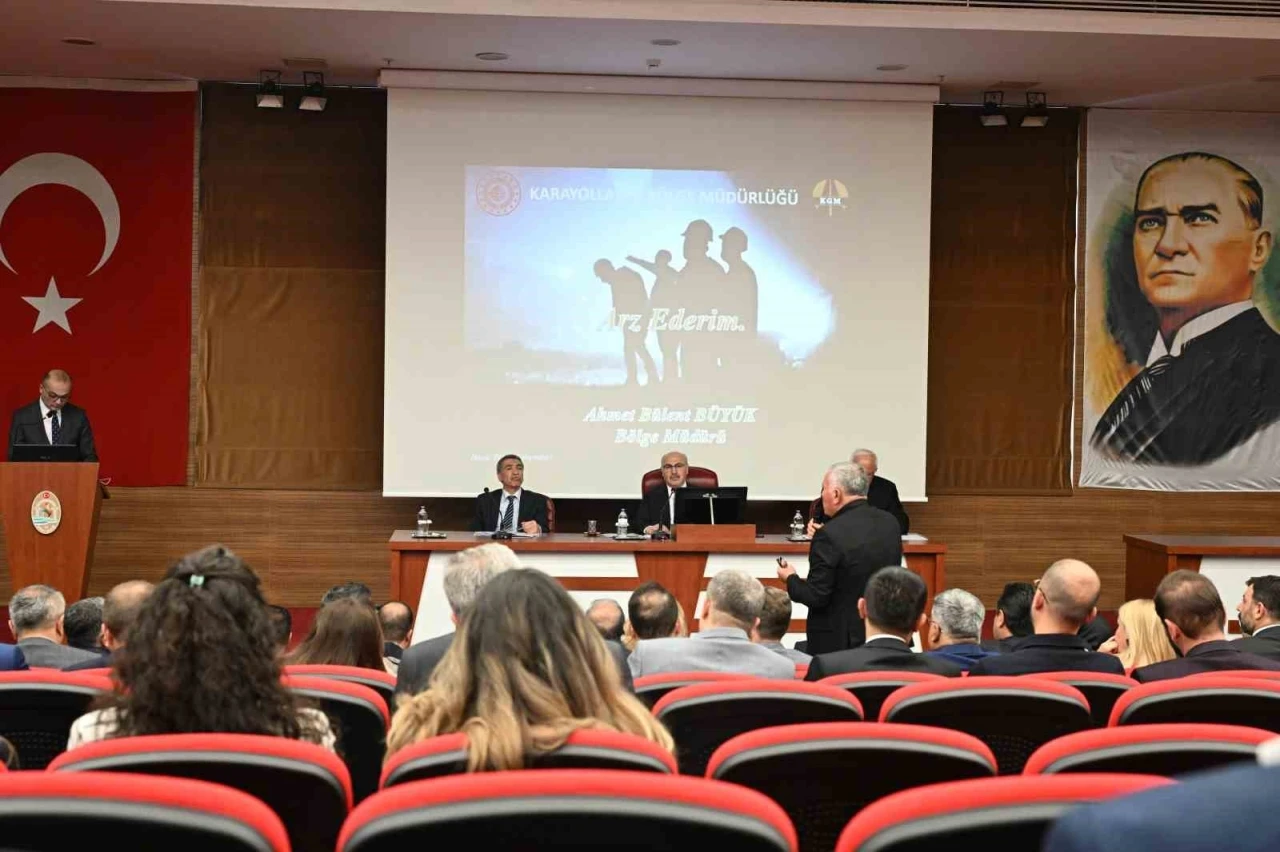 Denizli&rsquo;de devam eden ve yapılması planlanan projeler masaya yatırıldı
