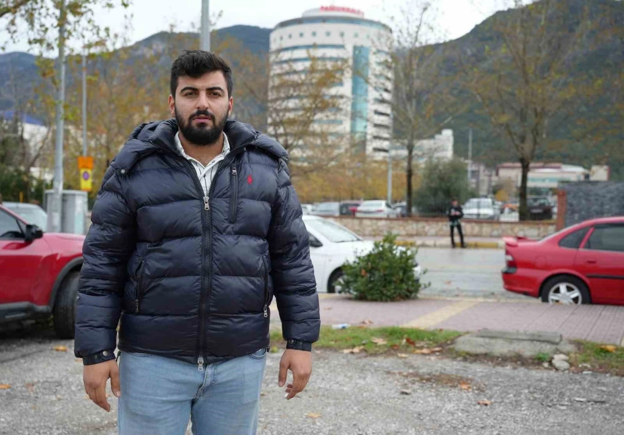 Denizli&rsquo;de kan donduran olay: Alkoll&uuml; eğlence d&ouml;n&uuml;ş&uuml; darp edilen bebek hastanelik oldu
