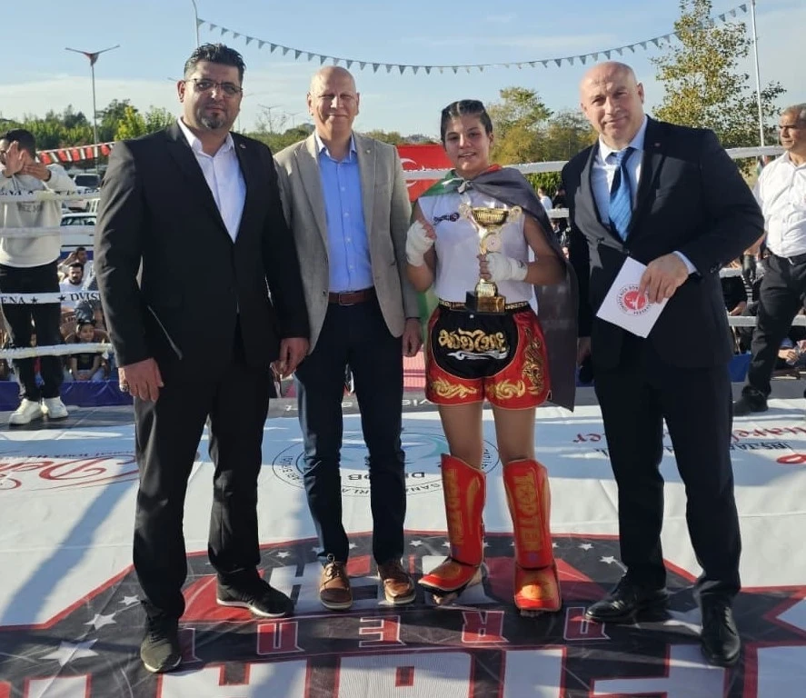 Denizli Kick Boks Galasında sporcular Filistin için ringe çıktı
