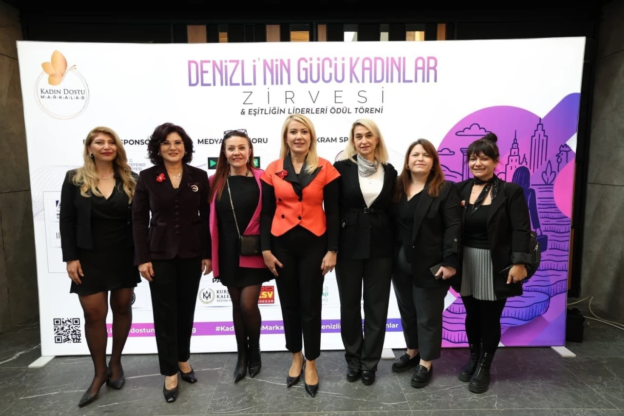 Denizli’nin Gücü Kadınlar Zirvesi Merkezefendi’de gerçekleşti
