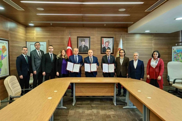 Denizli Traverten Jeoparkı i&ccedil;in ilk imzalar atıldı
