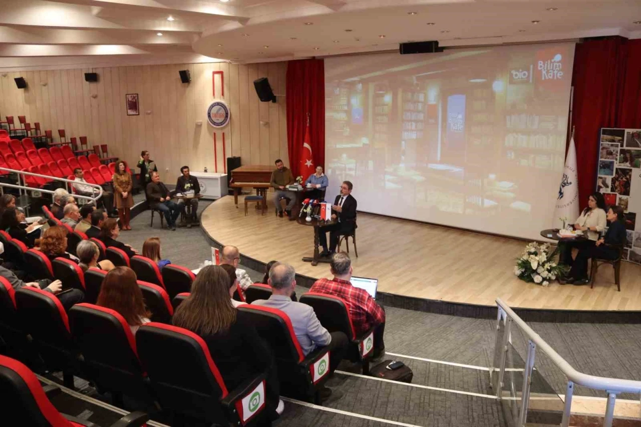 Deprem uzmanı Hasan Sözbilir: &quot;İzmir için en riskli fay İzmir fayı&quot;
