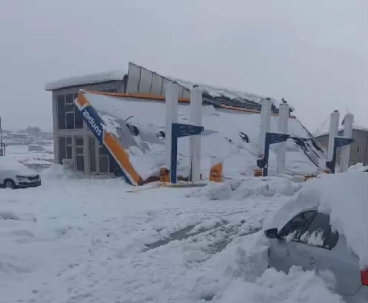 Derecikte facia kıl payı atlatıldı
