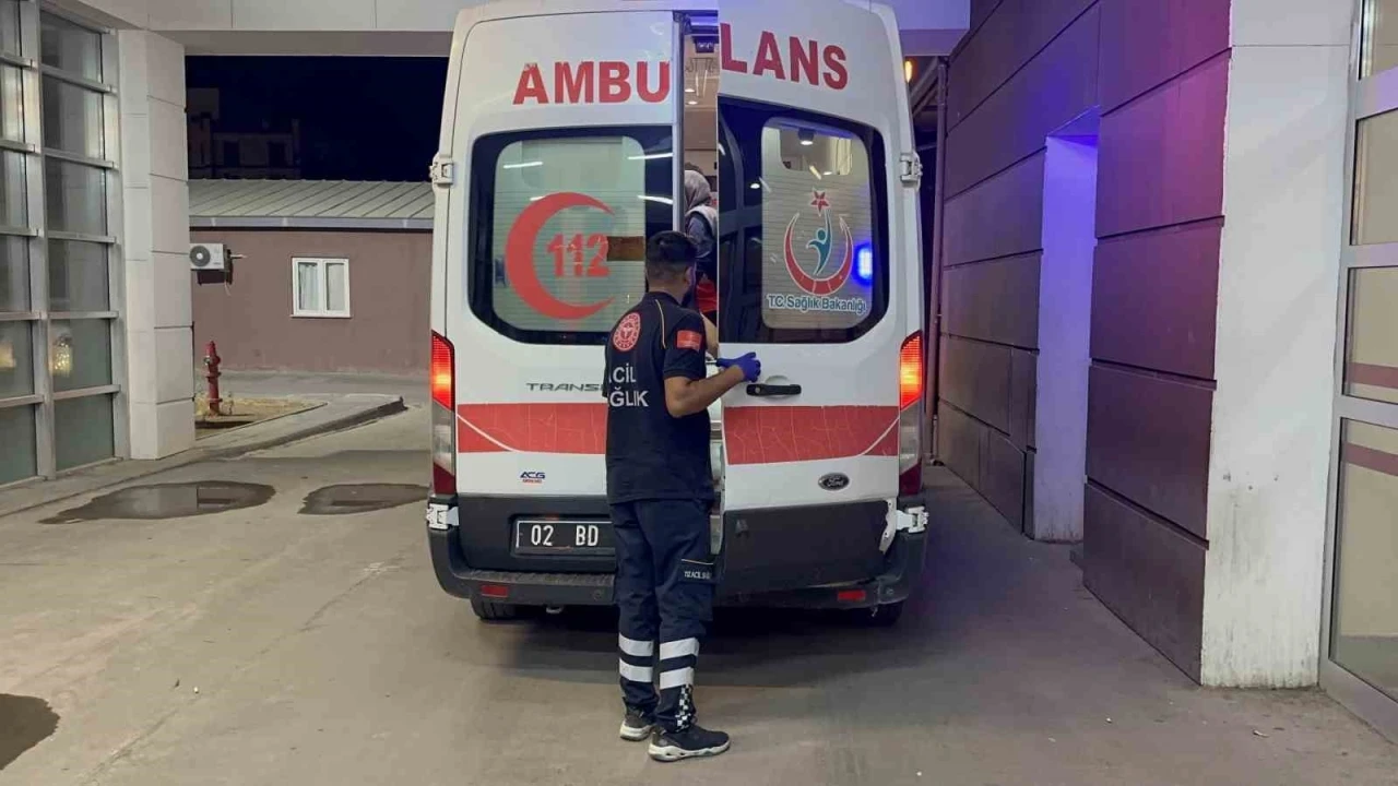 Derede boğulma tehlikesi geçiren çocuk yoğun bakımda
