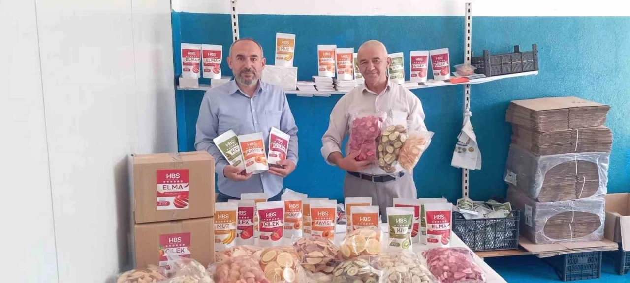 Develi&rsquo;de kurutulan meyveler yıl boyu t&uuml;ketiliyor
