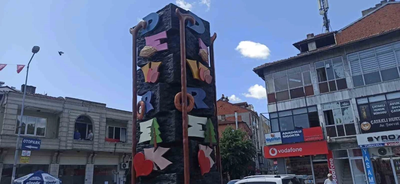 Devrek Belediyesi’nden yöresel figürlü heykeli çalışması
