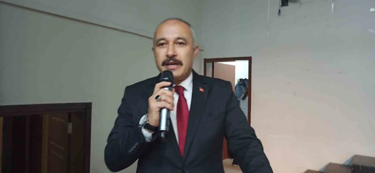 Devrek’te Öğretmenler Günü kutlandı
