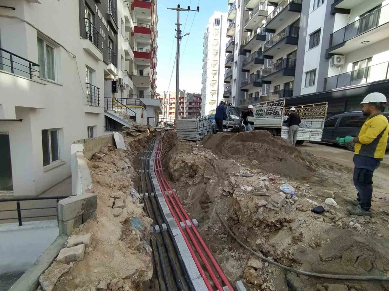 Dicle Elektrik&rsquo;ten Artuklu&rsquo;ya 12,4 milyon liralık altyapı yatırımı
