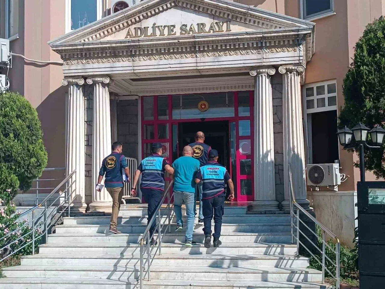 Didim’de rüşvet operasyonu
