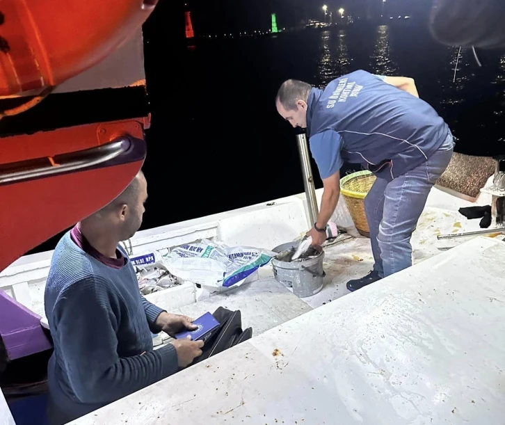 Didim&rsquo;de su &uuml;r&uuml;nlerine gece denetimi
