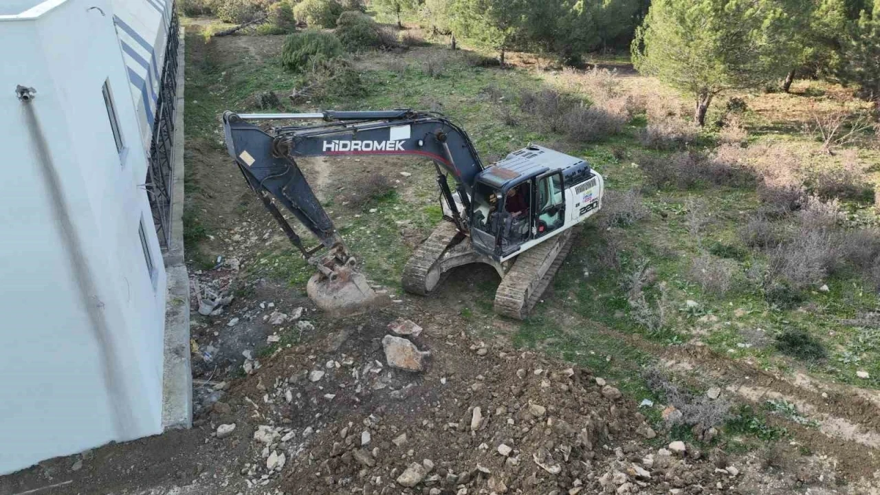 Dilovası&rsquo;nda Kayapınar Mesire Alanı &ccedil;alışmaları başladı
